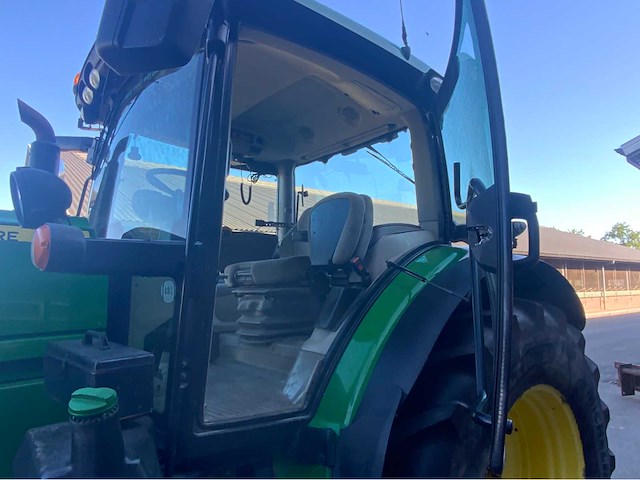 2016 john deere 6155r vierwielaangedreven landbouwtractor - afbeelding 16 van  34