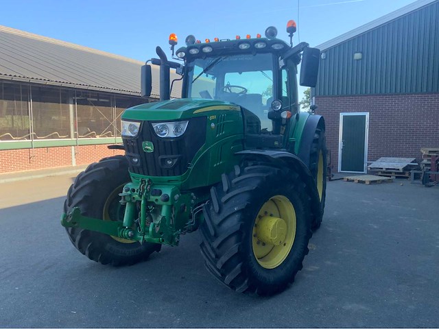 2016 john deere 6155r vierwielaangedreven landbouwtractor - afbeelding 12 van  34