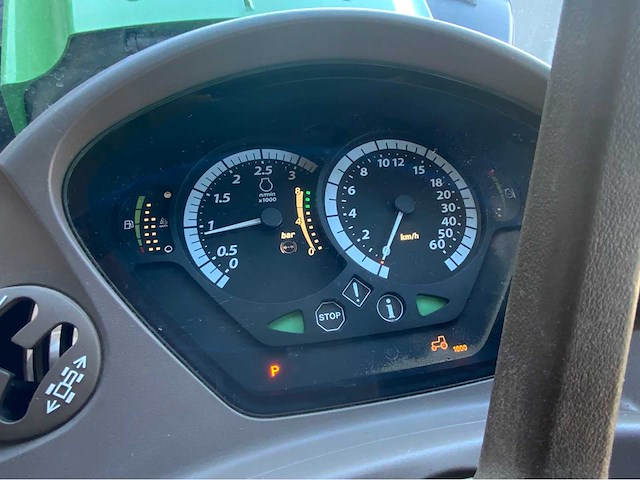 2016 john deere 6155r vierwielaangedreven landbouwtractor - afbeelding 24 van  34