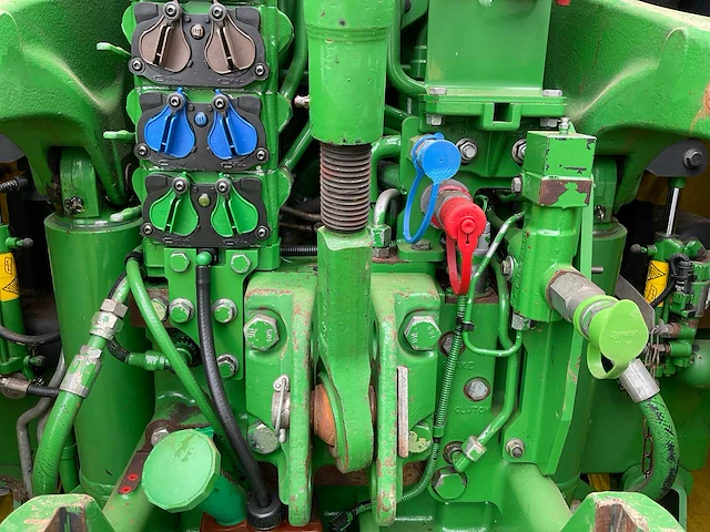 2016 john deere 6215r vierwielaangedreven landbouwtractor - afbeelding 7 van  33