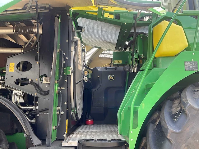 2016 john deere 8300i veldhakselaar - afbeelding 2 van  40