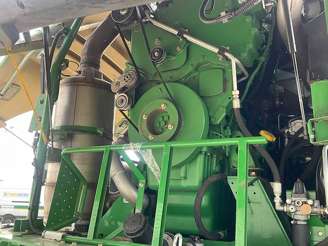 2016 john deere 8300i veldhakselaar - afbeelding 4 van  40