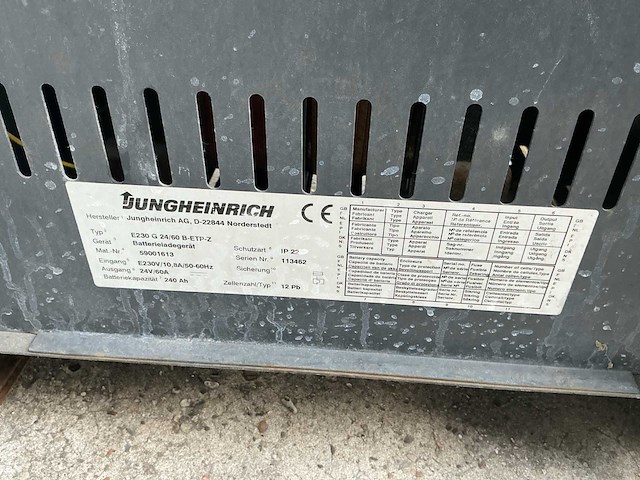 2016 jungheinrich 24v 3 pzs 375 stapelaar - afbeelding 18 van  25