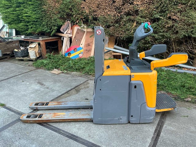 2016 jungheinrich 24v 3 pzs 375 stapelaar - afbeelding 21 van  25