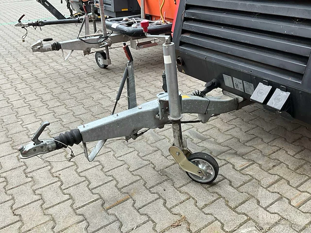 2016 kaeser m82 luchtcompressor aanhangwagen - afbeelding 11 van  16