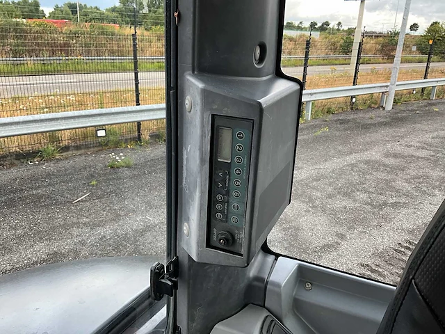 2016 kubota kx165-5 midi graafmachine - afbeelding 16 van  29