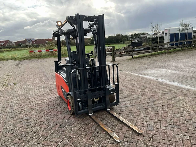 2016 linde e16-02 vorkheftruck - afbeelding 16 van  22