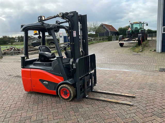 2016 linde e16-02 vorkheftruck - afbeelding 17 van  22