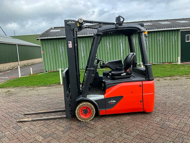 2016 linde e16-02 vorkheftruck - afbeelding 21 van  22