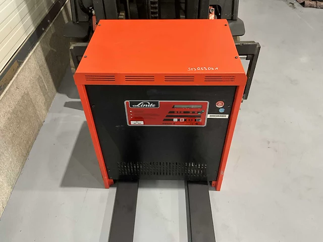 2016 linde e16c-01 vorkheftruck weinig uren - afbeelding 14 van  22