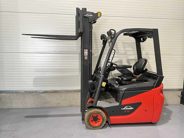 2016 linde e16c-01 vorkheftruck weinig uren - afbeelding 21 van  22