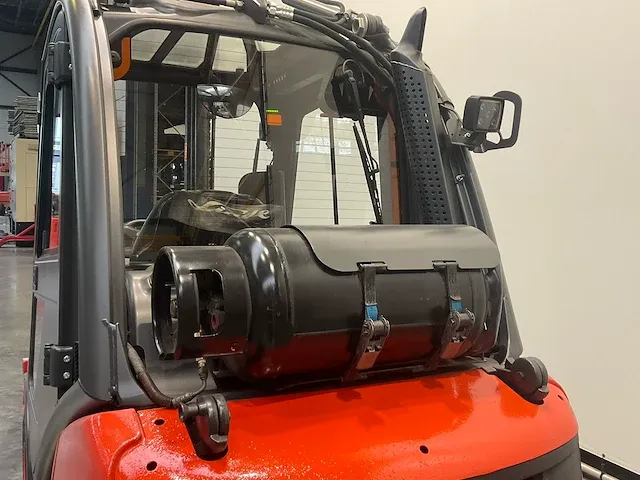 2016 linde h25t-02 vorkheftruck - afbeelding 7 van  24