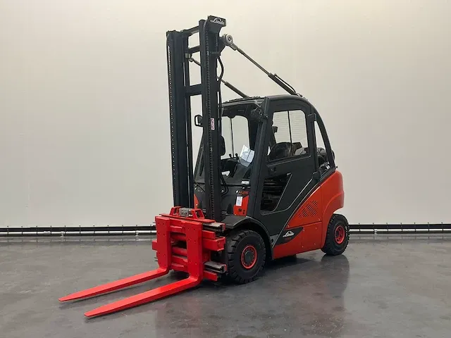 2016 linde h25t-02 vorkheftruck - afbeelding 1 van  24