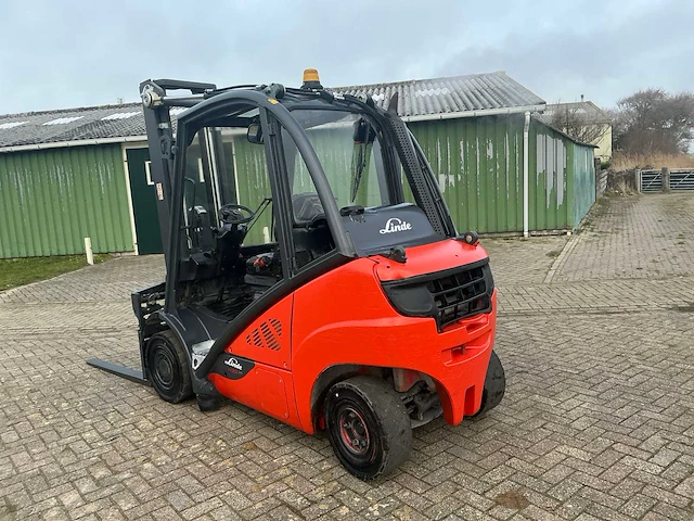 2016 linde h25t-02 vorkheftruck - afbeelding 15 van  17