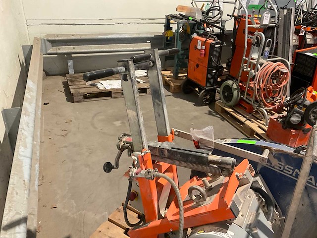 2016 lissmac compactcut 400 e asfaltzaagmachine / betonzaagmachine - afbeelding 2 van  16