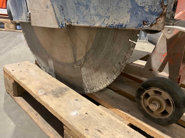 2016 lissmac compactcut 400 e asfaltzaagmachine / betonzaagmachine - afbeelding 12 van  16