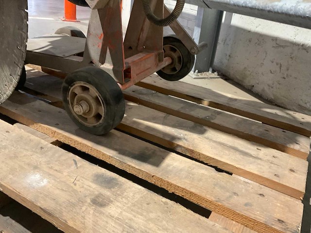 2016 lissmac compactcut 400 e asfaltzaagmachine / betonzaagmachine - afbeelding 13 van  16