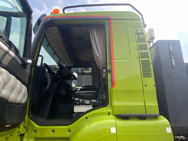 2016 man tgs 10x8 vrachtwagen 82-bhh-7 - afbeelding 2 van  52