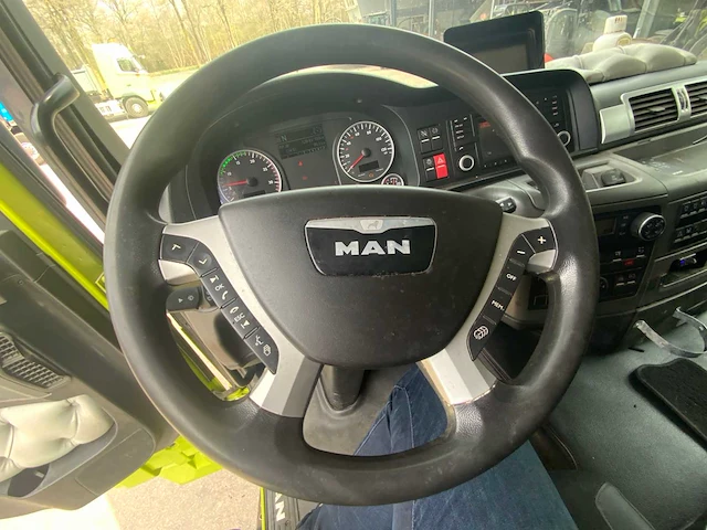 2016 man tgs 10x8 vrachtwagen 82-bhh-7 - afbeelding 10 van  52