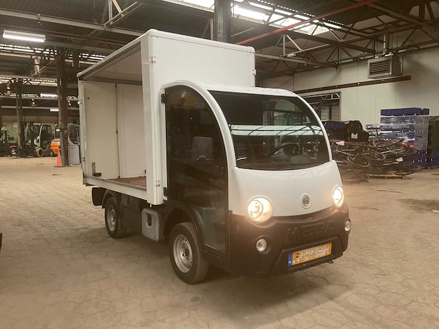 2016 mega rm bedrijfswagen - afbeelding 2 van  11