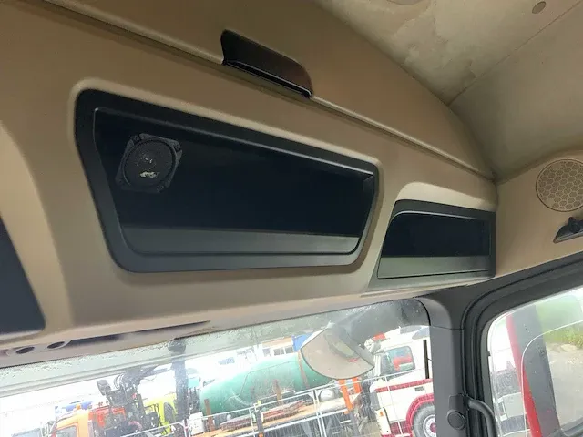 2016 mercedes-benz actros 2343 vrachtwagen - afbeelding 47 van  61