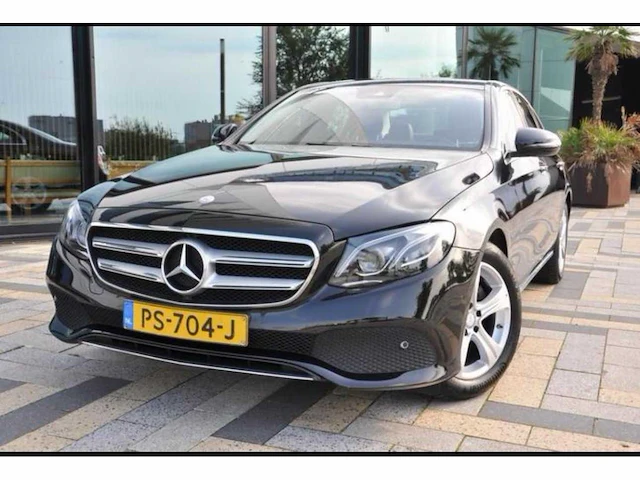 2016 mercedes-benz automaat e-klasse 200 ambition personenauto, ps-704-j - afbeelding 1 van  16