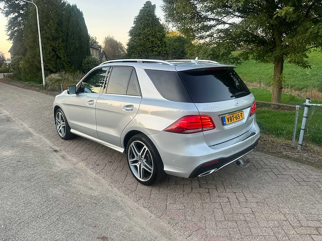 2016 mercedes-benz gle350d bedrijfswagen - afbeelding 23 van  42