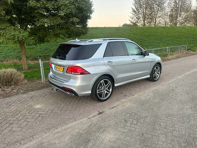 2016 mercedes-benz gle350d bedrijfswagen - afbeelding 39 van  42