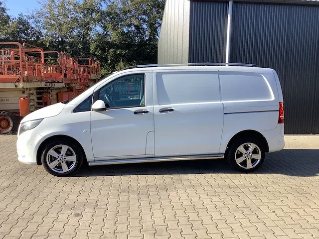2016 mercedes-benz vito 111 cdi sport lang bedrijfswagen - afbeelding 31 van  35