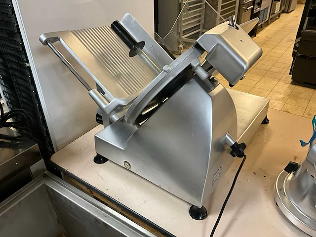 2016 metos g330 snijmachine - afbeelding 7 van  8
