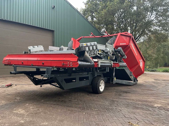 2016 miedema mh240 aardappel sorteermachine - afbeelding 1 van  39