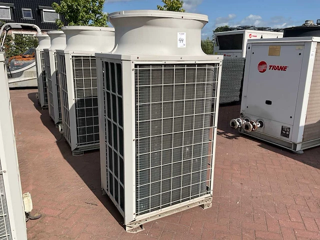 2016 mitsubishi electric city multi pury-p200ylm-a1 koelinstallaties outdoor (2x) - afbeelding 2 van  4