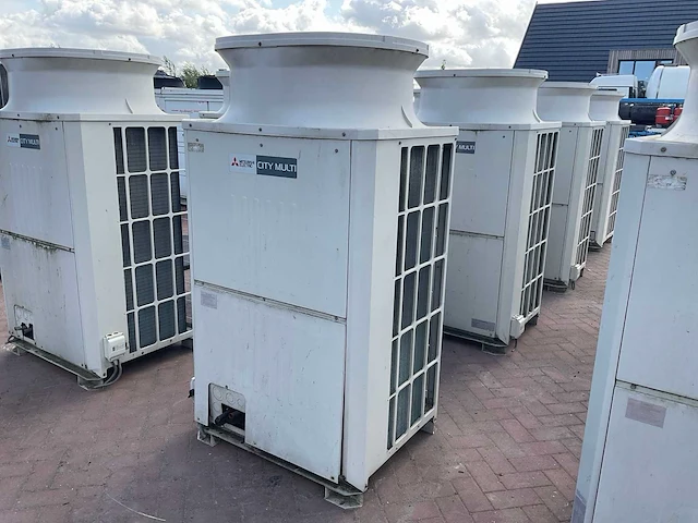 2016 mitsubishi electric city multi pury-p200ylm-a1 koelinstallaties outdoor (2x) - afbeelding 3 van  5