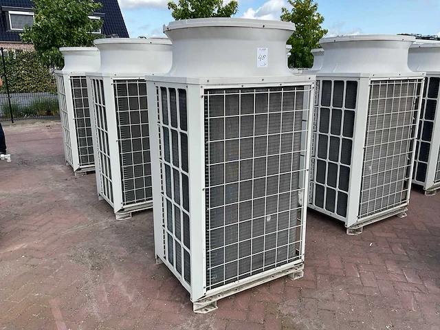 2016 mitsubishi electric city multi pury-p200ylm-a1 koelinstallaties outdoor (3x) - afbeelding 2 van  4