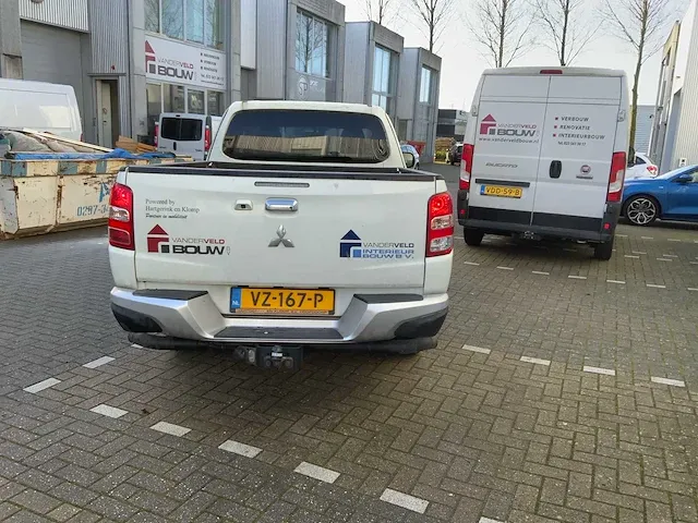 2016 mitsubishi l200 2.4di-d club cab intense pick up truck - afbeelding 46 van  48