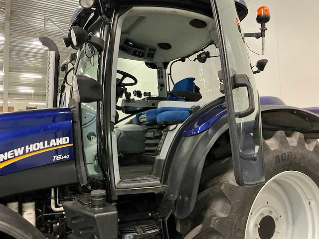 2016 new holland t6.140 bluepower ac vierwielaangedreven landbouwtractor - afbeelding 13 van  23