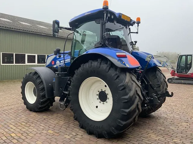 2016 new holland t7.230 blue power vierwielaangedreven landbouwtractor - afbeelding 24 van  28