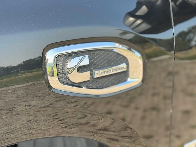 2016 nissan titan xd 5.0 v8 cummins bedrijfswagen - afbeelding 3 van  27