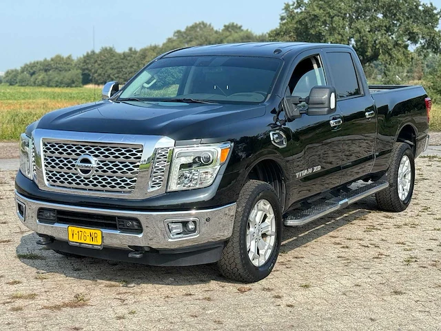 2016 nissan titan xd 5.0 v8 cummins bedrijfswagen - afbeelding 1 van  27