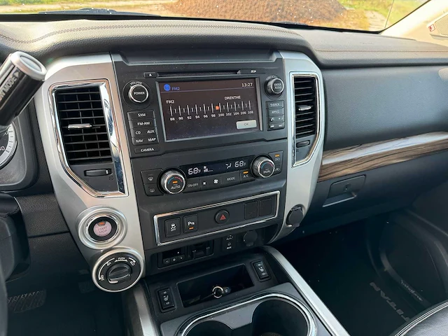 2016 nissan titan xd 5.0 v8 cummins bedrijfswagen - afbeelding 13 van  27