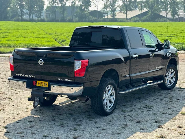 2016 nissan titan xd 5.0 v8 cummins bedrijfswagen - afbeelding 20 van  27