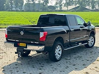 2016 nissan titan xd 5.0 v8 cummins bedrijfswagen - afbeelding 20 van  27