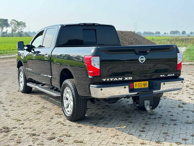 2016 nissan titan xd 5.0 v8 cummins bedrijfswagen - afbeelding 21 van  27