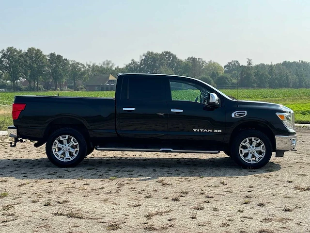 2016 nissan titan xd 5.0 v8 cummins bedrijfswagen - afbeelding 24 van  27