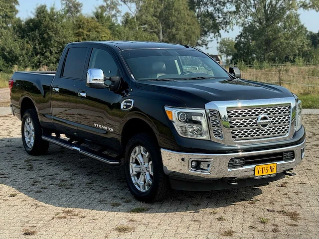 2016 nissan titan xd 5.0 v8 cummins bedrijfswagen - afbeelding 25 van  27