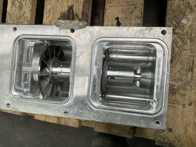2016 pfeiffer splitflow 310 vacuümsysteem - afbeelding 8 van  8