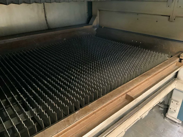2016 salvagnini l3-30 lasersnijmachine met geautomatiseerde platenmagazijn - afbeelding 4 van  64