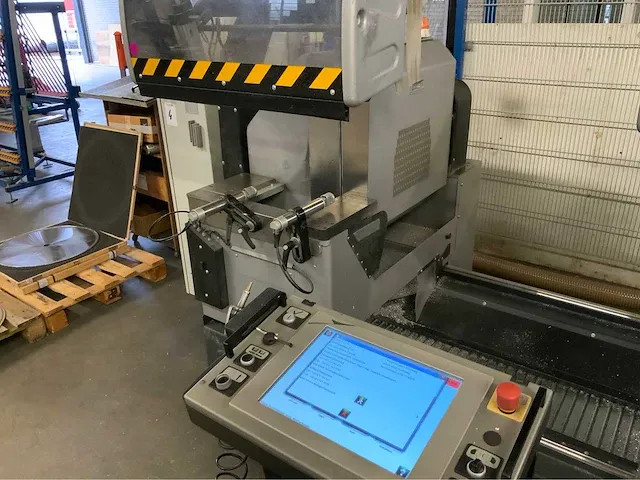 2016 schüco pdg e cut 650 e dubbele verstek afkortzaagmachine - afbeelding 13 van  32