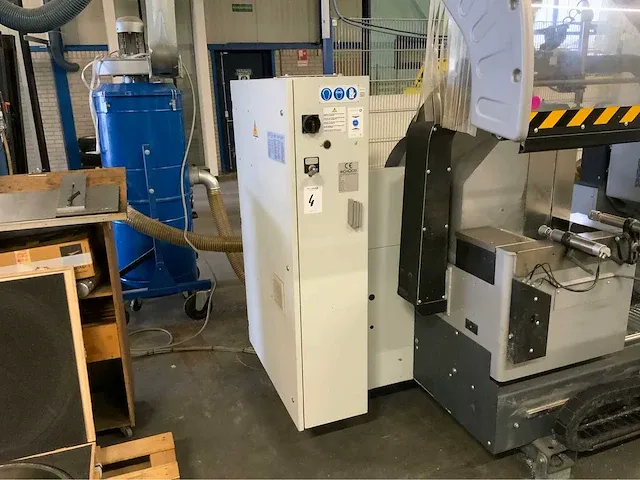 2016 schüco pdg e cut 650 e dubbele verstek afkortzaagmachine - afbeelding 6 van  32