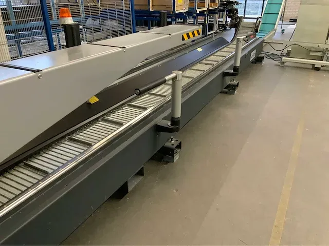 2016 schüco pdg e cut 650 e dubbele verstek afkortzaagmachine - afbeelding 8 van  32